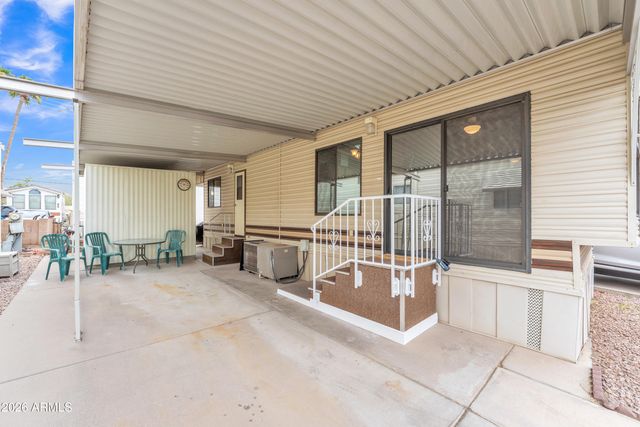 1152 S SIOUX Drive, Apache Junction, AZ 85119