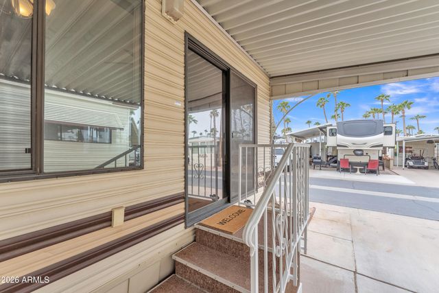 1152 S SIOUX Drive, Apache Junction, AZ 85119