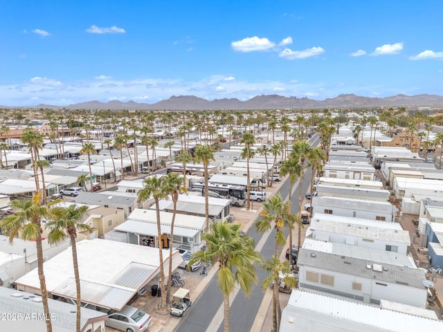 1152 S SIOUX Drive, Apache Junction, AZ 85119