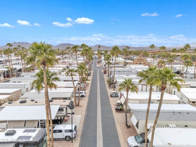 1152 S SIOUX Drive, Apache Junction, AZ 85119