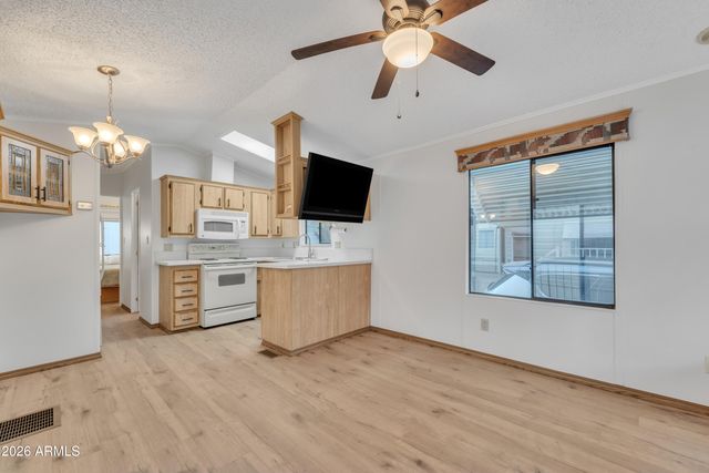 1152 S SIOUX Drive, Apache Junction, AZ 85119