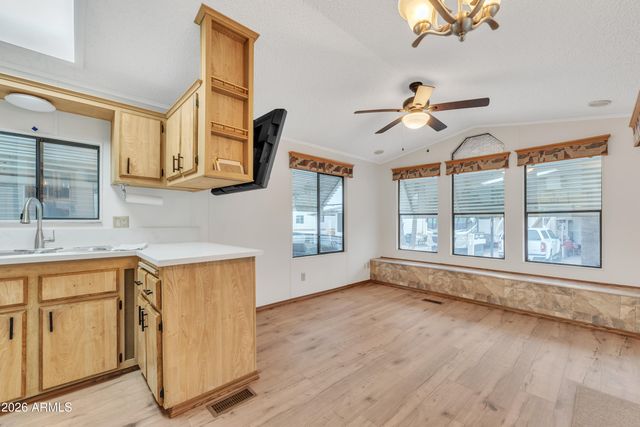 1152 S SIOUX Drive, Apache Junction, AZ 85119