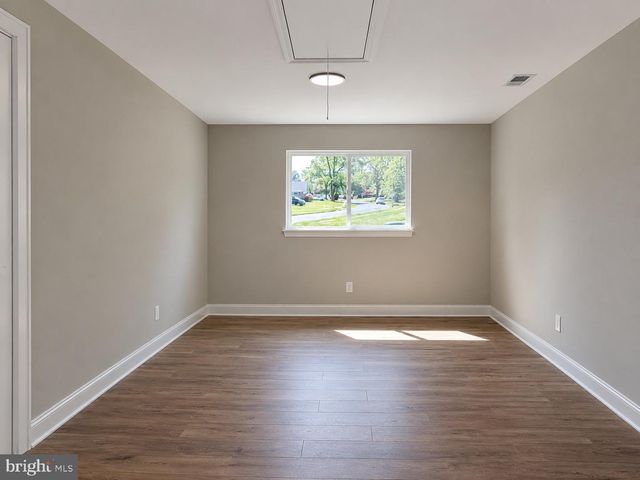 61 PAGEANT LN, Willingboro, NJ 08046