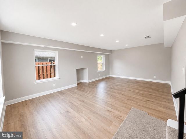 61 PAGEANT LN, Willingboro, NJ 08046