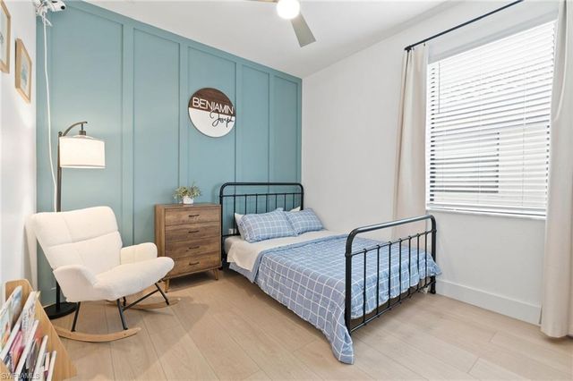 9200 Woodhurst DR, Naples, FL 34120