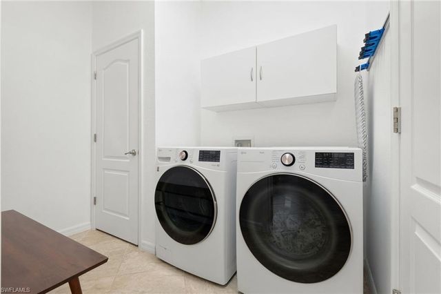 9200 Woodhurst DR, Naples, FL 34120