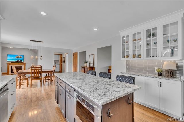8892 Michael Douglas Dr, Clarence, NY 14032