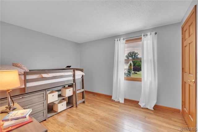 8892 Michael Douglas Dr, Clarence, NY 14032