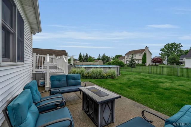 8892 Michael Douglas Dr, Clarence, NY 14032
