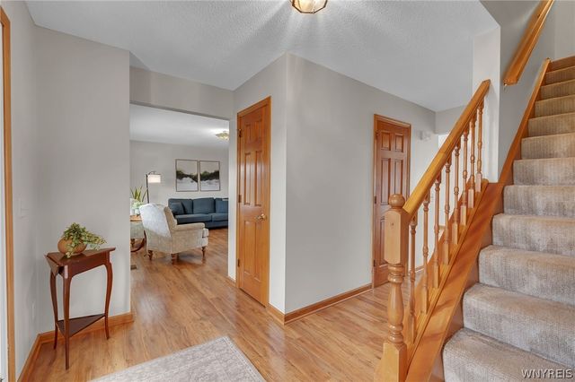 8892 Michael Douglas Dr, Clarence, NY 14032
