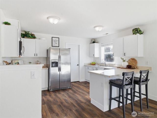 1015 Nunnally Avenue NW, Orting, WA 98360