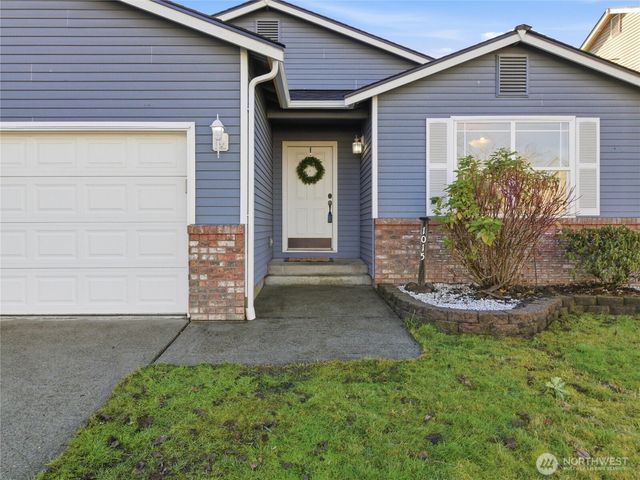 1015 Nunnally Avenue NW, Orting, WA 98360