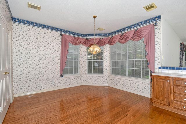 2 Woodmere Place, Spring, TX 77381