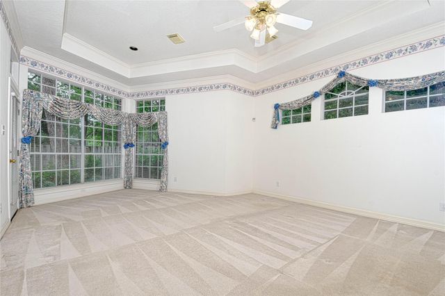 2 Woodmere Place, Spring, TX 77381