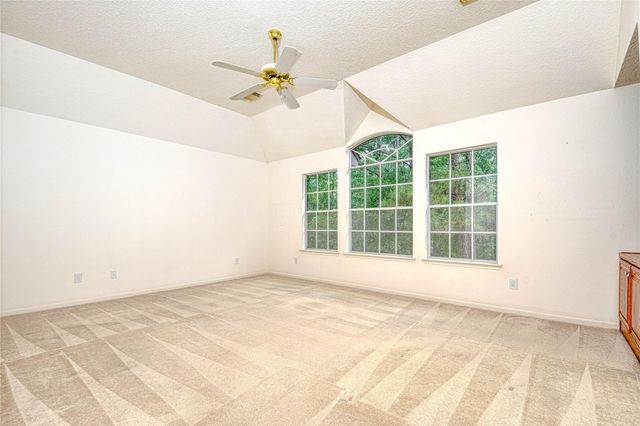 2 Woodmere Place, Spring, TX 77381