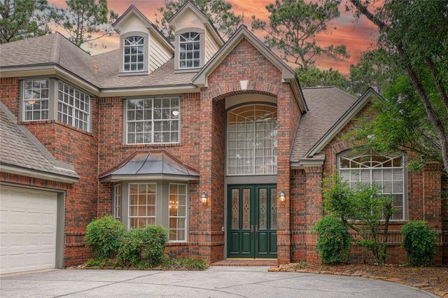 2 Woodmere Place, Spring, TX 77381