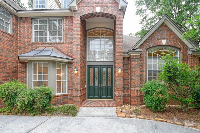 2 Woodmere Place, Spring, TX 77381