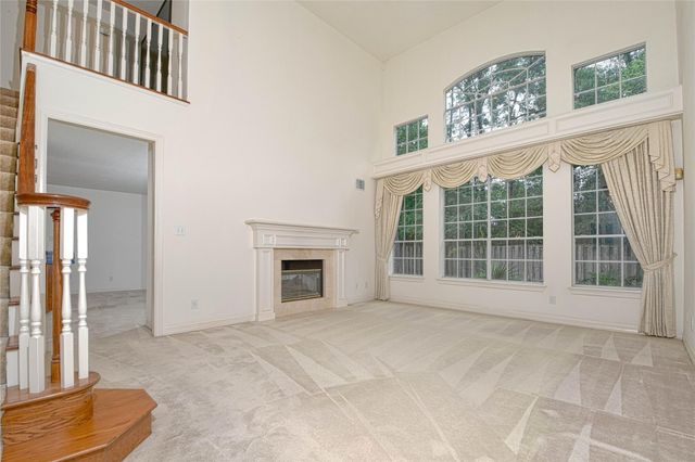 2 Woodmere Place, Spring, TX 77381