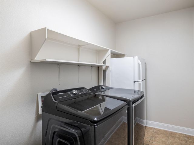 2709 Deep River CIR, Round Rock, TX 78665