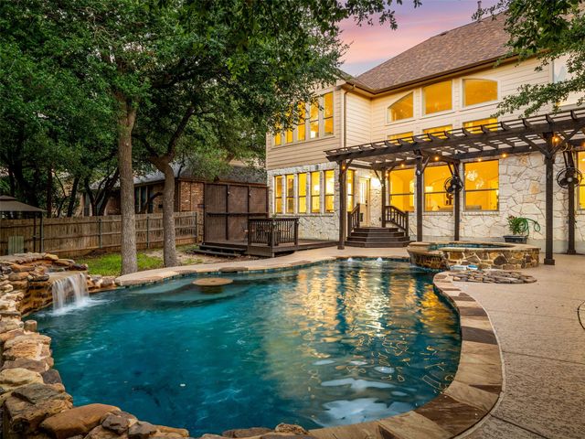 2709 Deep River CIR, Round Rock, TX 78665