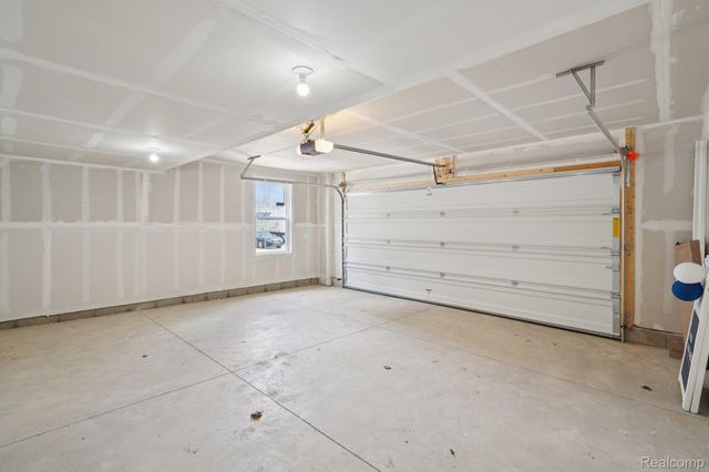 42831 Atwood Avenue, Novi, MI 48375
