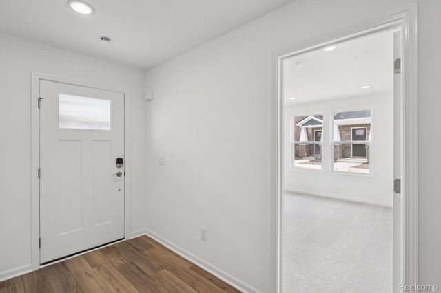 42831 Atwood Avenue, Novi, MI 48375