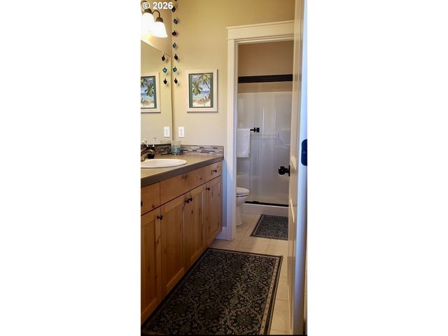 928 E 16TH St, Lafayette, OR 97127