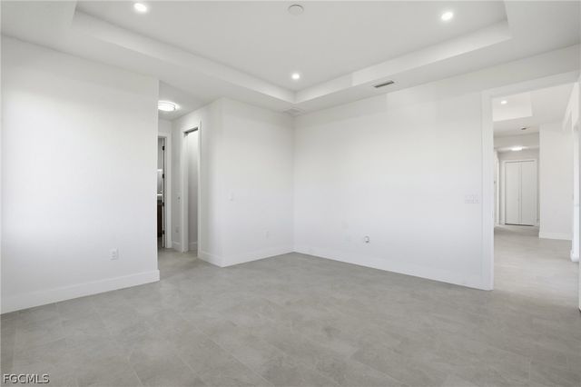 509 NE 25th ST, Cape Coral, FL 33909