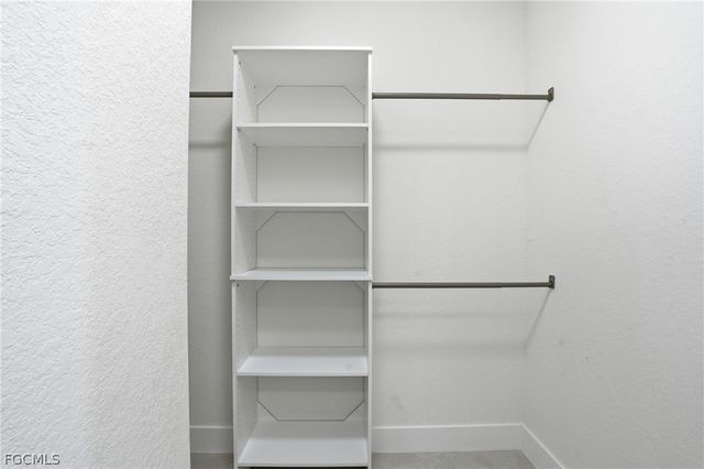 509 NE 25th ST, Cape Coral, FL 33909