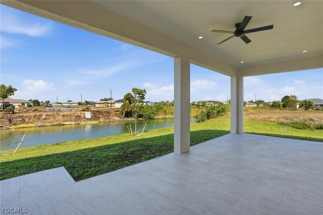 509 NE 25th ST, Cape Coral, FL 33909