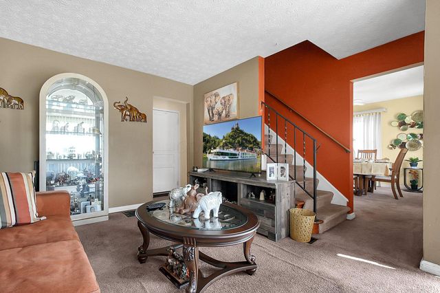 1928 Woodland Avenue, Columbus, OH 43219