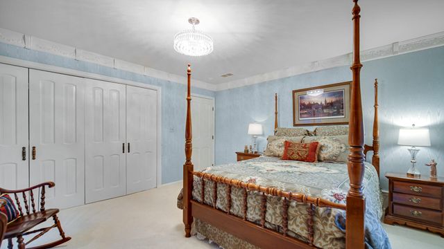 2255 Bordeaux Walk A2, Highland, IN 46322