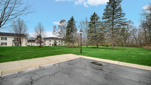 2255 Bordeaux Walk A2, Highland, IN 46322