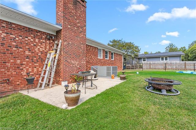 3870 Old Highway 29, Thomasville, NC 27360