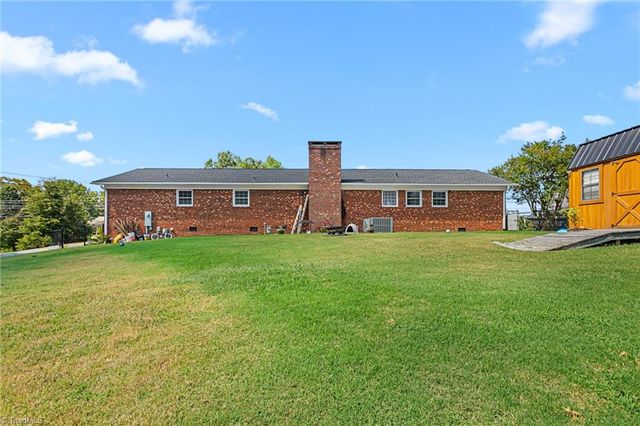3870 Old Highway 29, Thomasville, NC 27360