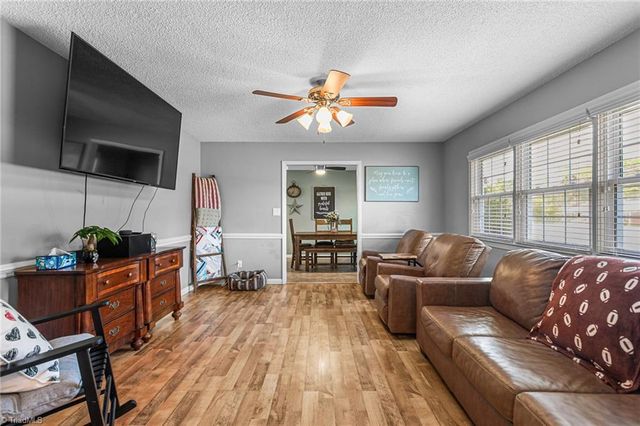 3870 Old Highway 29, Thomasville, NC 27360