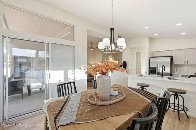 13941 N Trade Winds Way, Oro Valley, AZ 85755