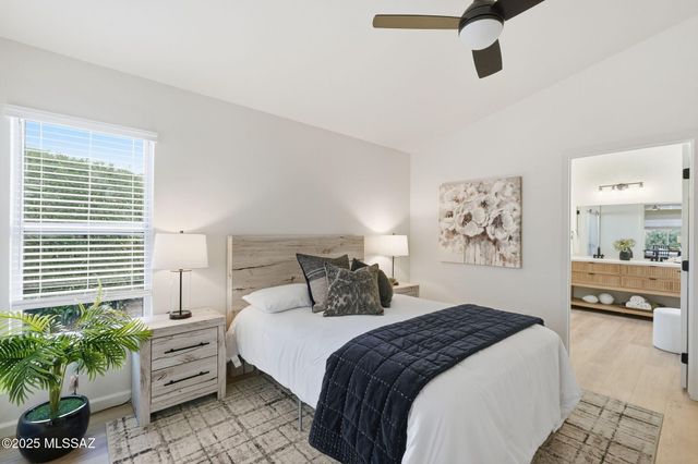 13941 N Trade Winds Way, Oro Valley, AZ 85755