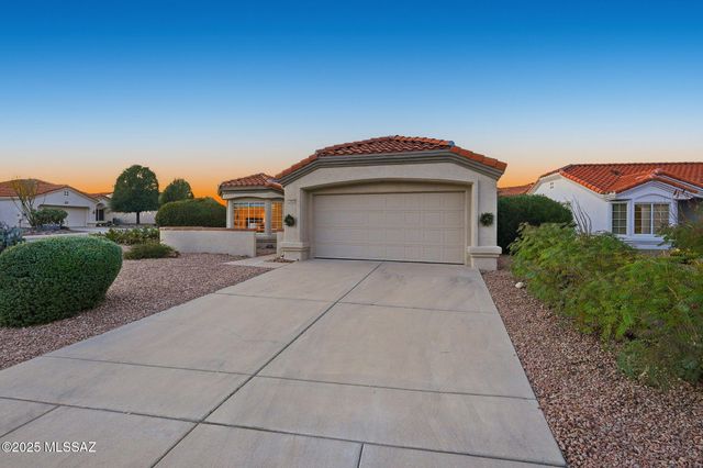 13941 N Trade Winds Way, Oro Valley, AZ 85755