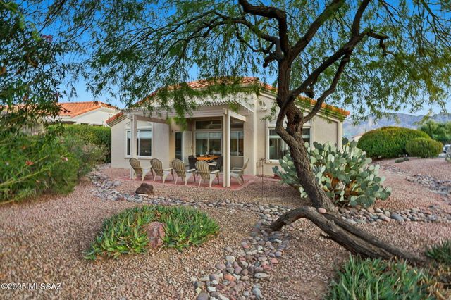 13941 N Trade Winds Way, Oro Valley, AZ 85755