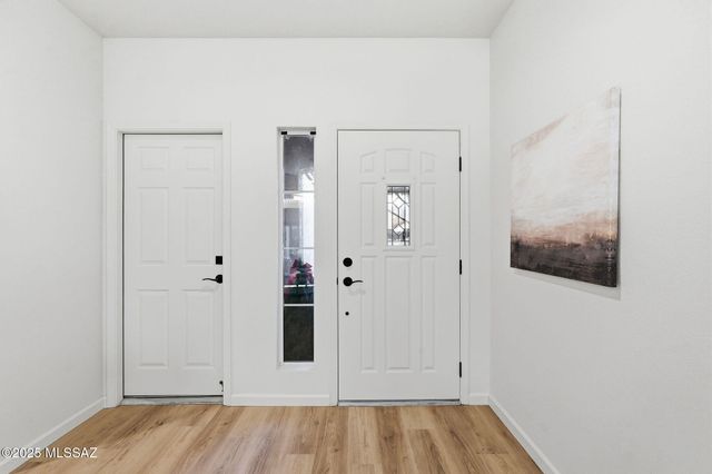 13941 N Trade Winds Way, Oro Valley, AZ 85755