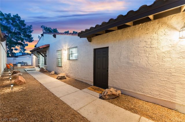 4214 Whippoorwill Circle, Las Vegas, NV 89121