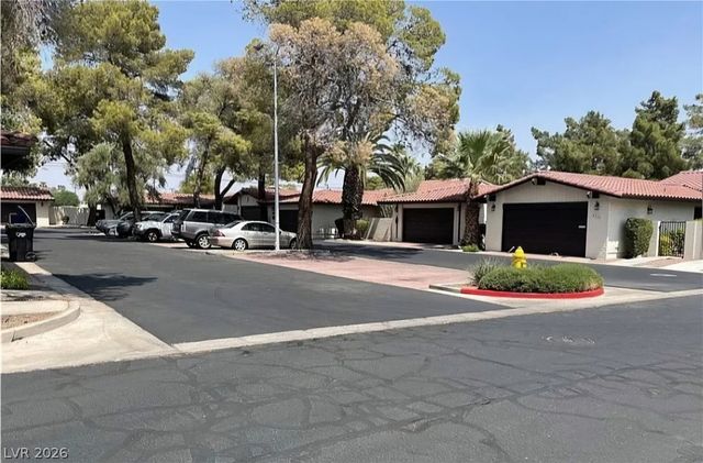 4214 Whippoorwill Circle, Las Vegas, NV 89121