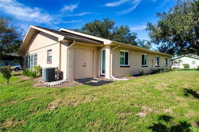 2228 GREENHAVEN DRIVE 384, Sun City Center, FL 33573