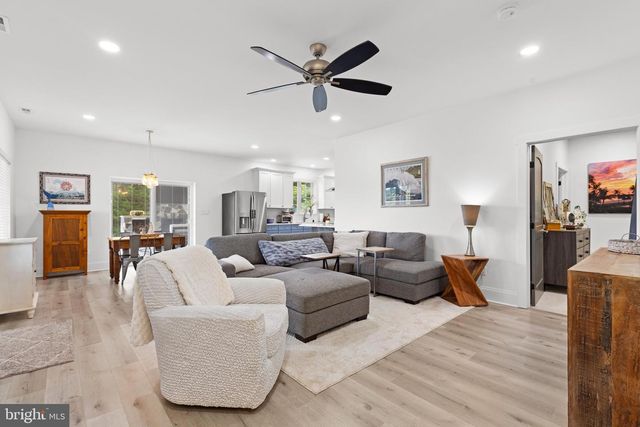 50 ROLLING VALLEY LN, Front Royal, VA 22630