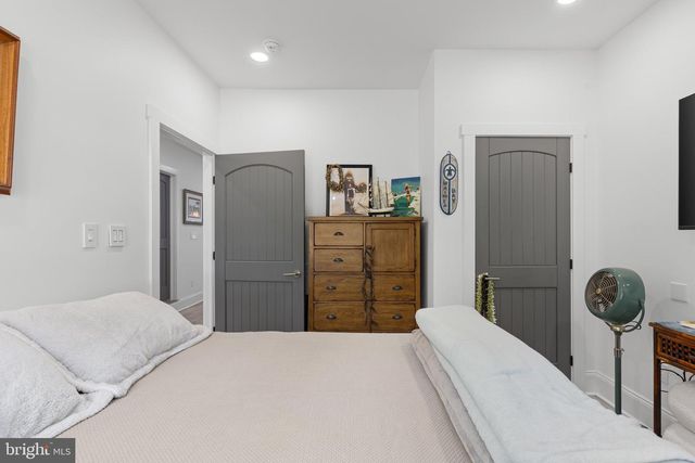 50 ROLLING VALLEY LN, Front Royal, VA 22630