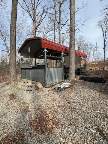 8807 Goober, French Village, MO 63036