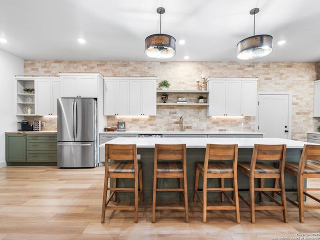 603 Graham, Boerne, TX 78006