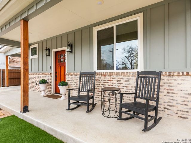 603 Graham, Boerne, TX 78006