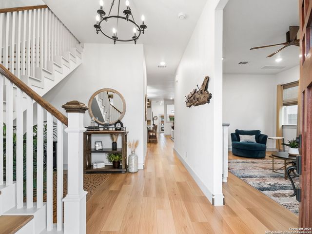 603 Graham, Boerne, TX 78006